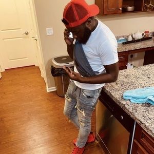 Meet your Posher, Milton